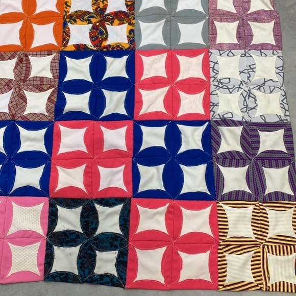 Vintage Patchwork Quilt 4 square Hande Made  Approximately 77"x 67" - Picture 6 of 13